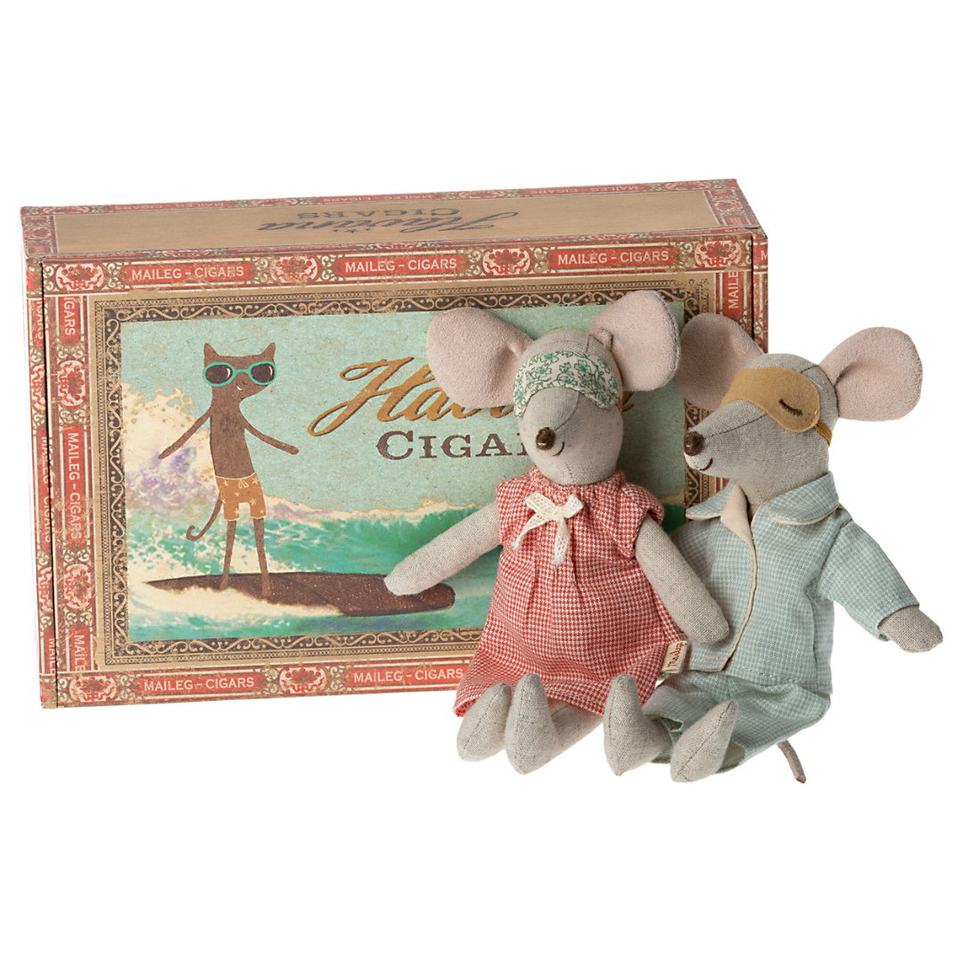 Maileg Mum And Dad Mice in Cigarbox - Little Reef and Friends