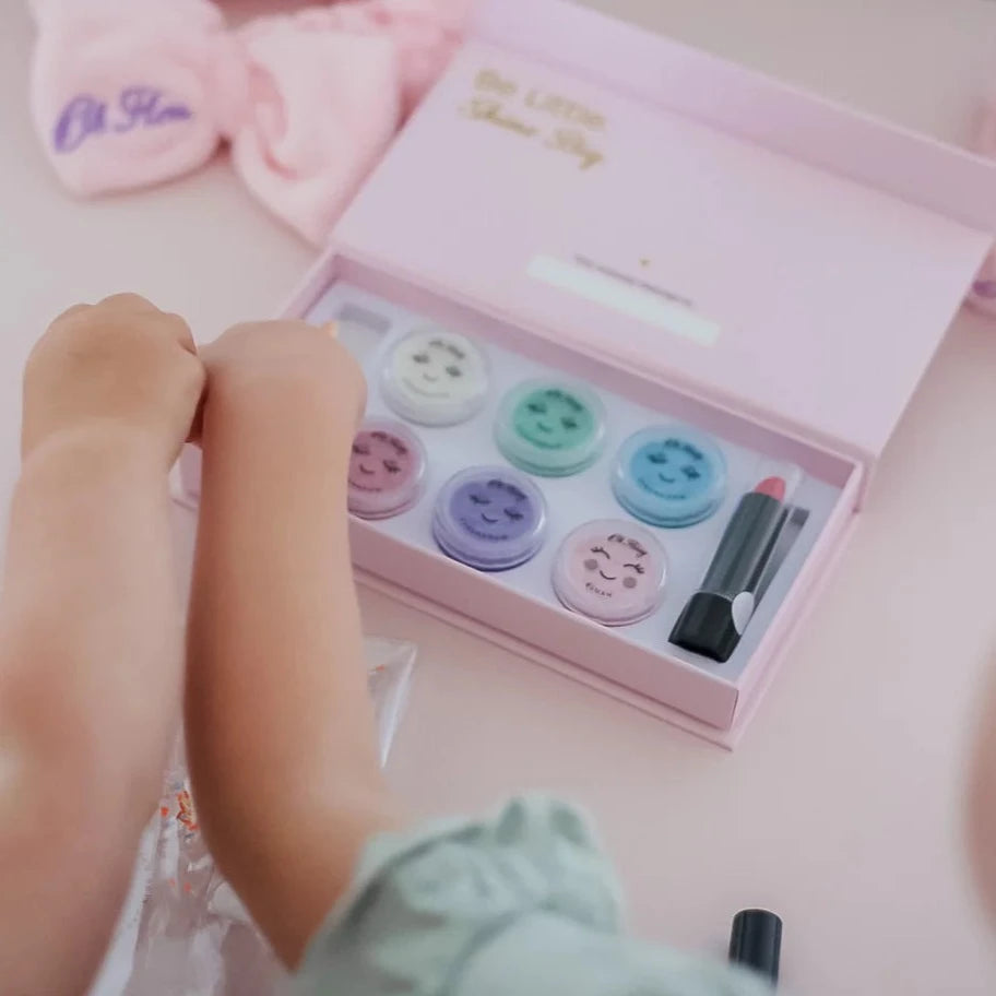 Oh Flossy Deluxe Makeup Set - Little Reef and Friends