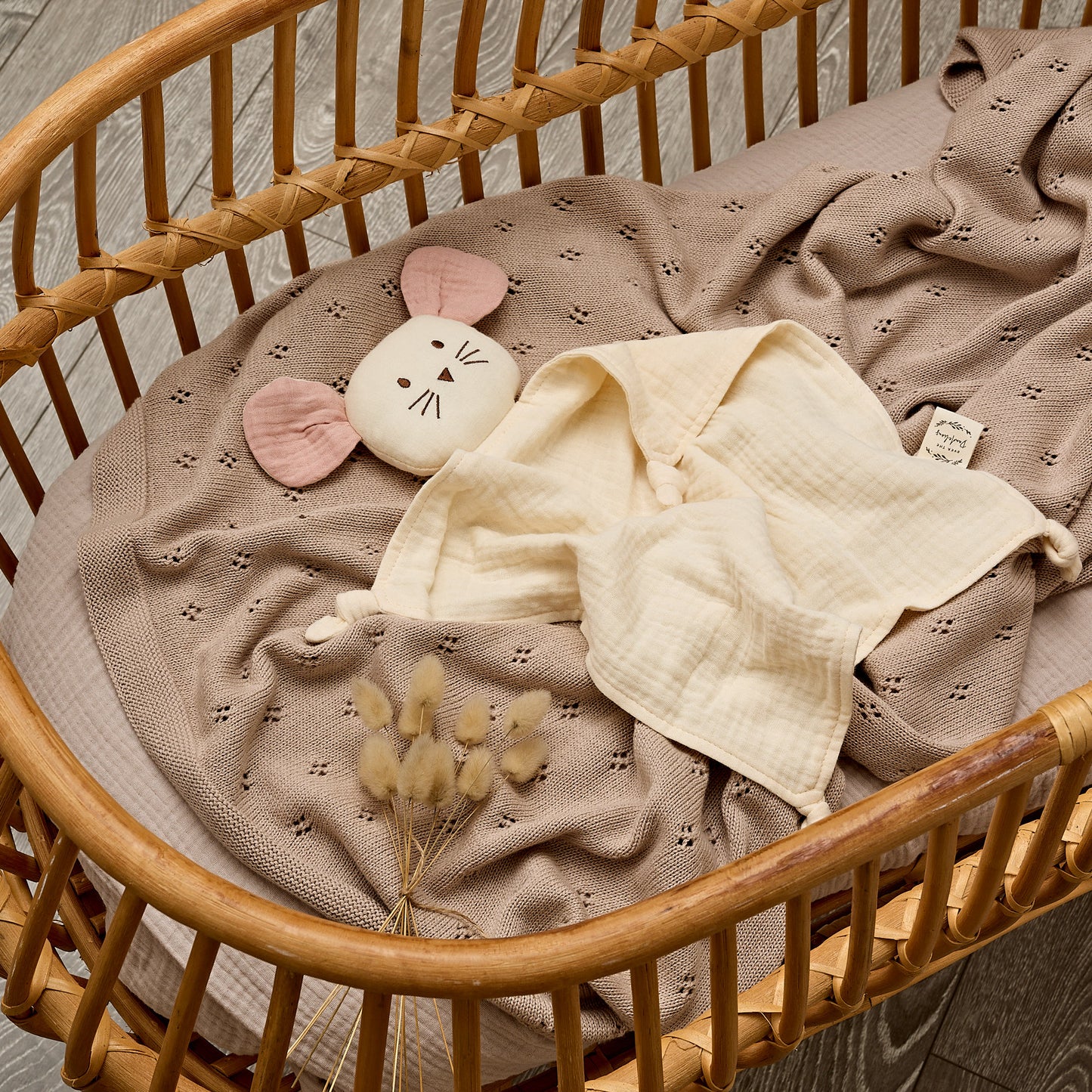 Organic Muslin Mouse Lovey - Milk - Little Reef and Friends